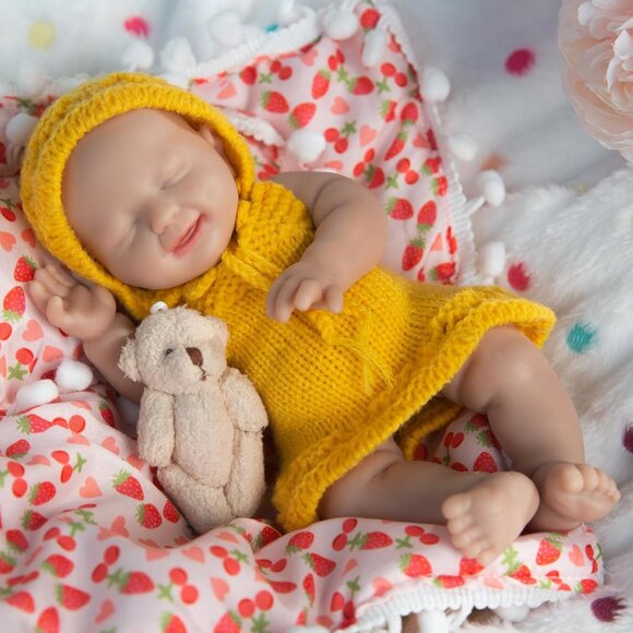🆕8 Inch Mini Reborn Silicone Baby Doll Smile Face Infant Realistic Girl Doll - Picture 11 of 15